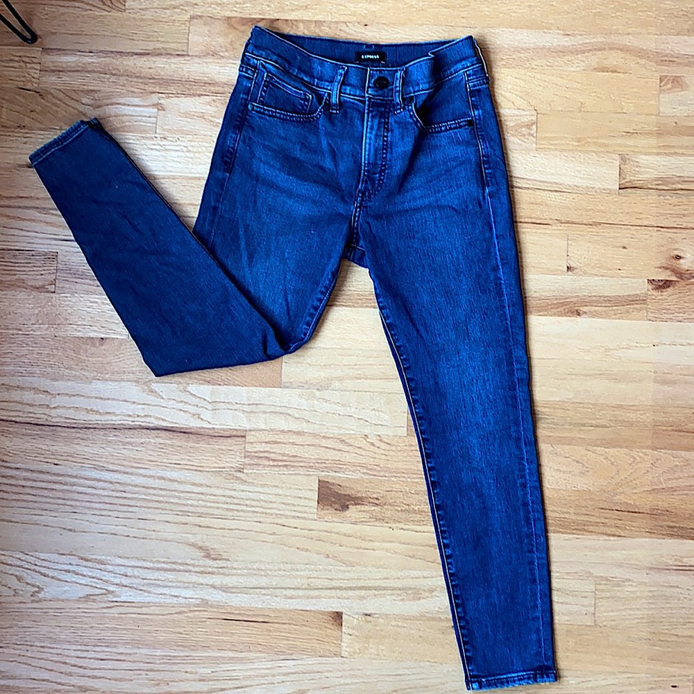 Express Mid Rise Dark Wash Skinny Jeans